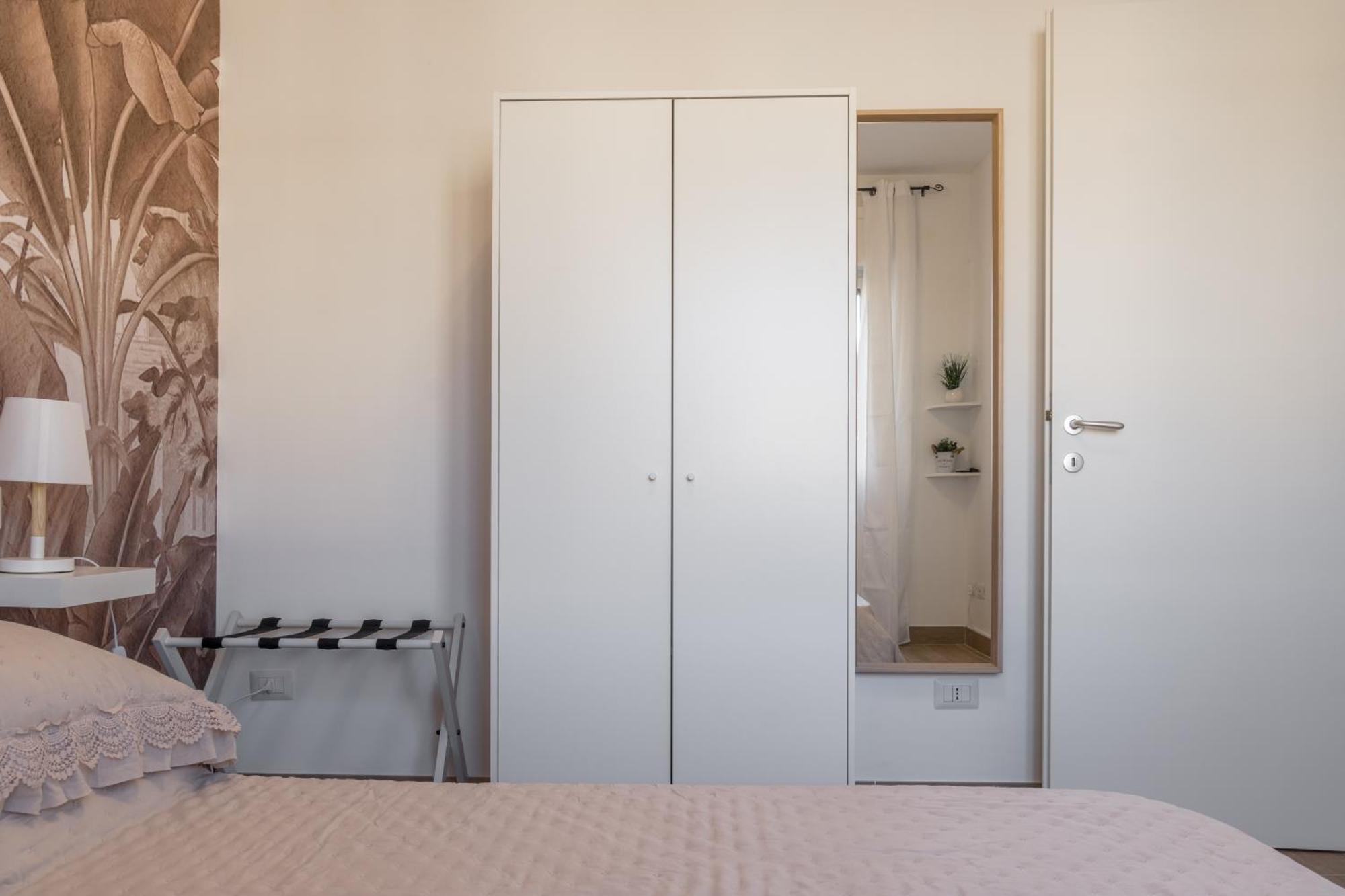 Enjoy And Fly Apartment Fiumicino Exterior photo
