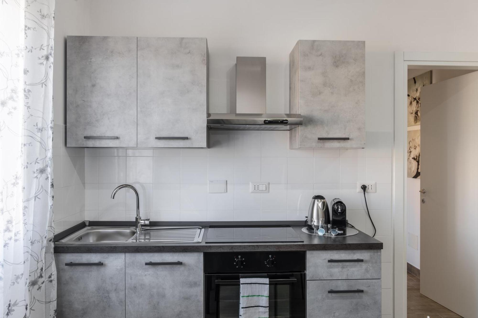 Enjoy And Fly Apartment Fiumicino Exterior photo